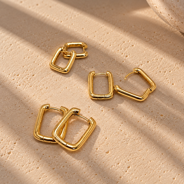 Trio Sintonia – Argolas Retangulares Lisas Click – Banhado a Ouro 18K